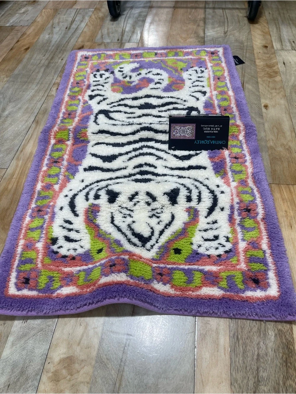 Cynthia Rowley colorful tiger print bath rug - non slip backing 21”x32” - NEW 🐅